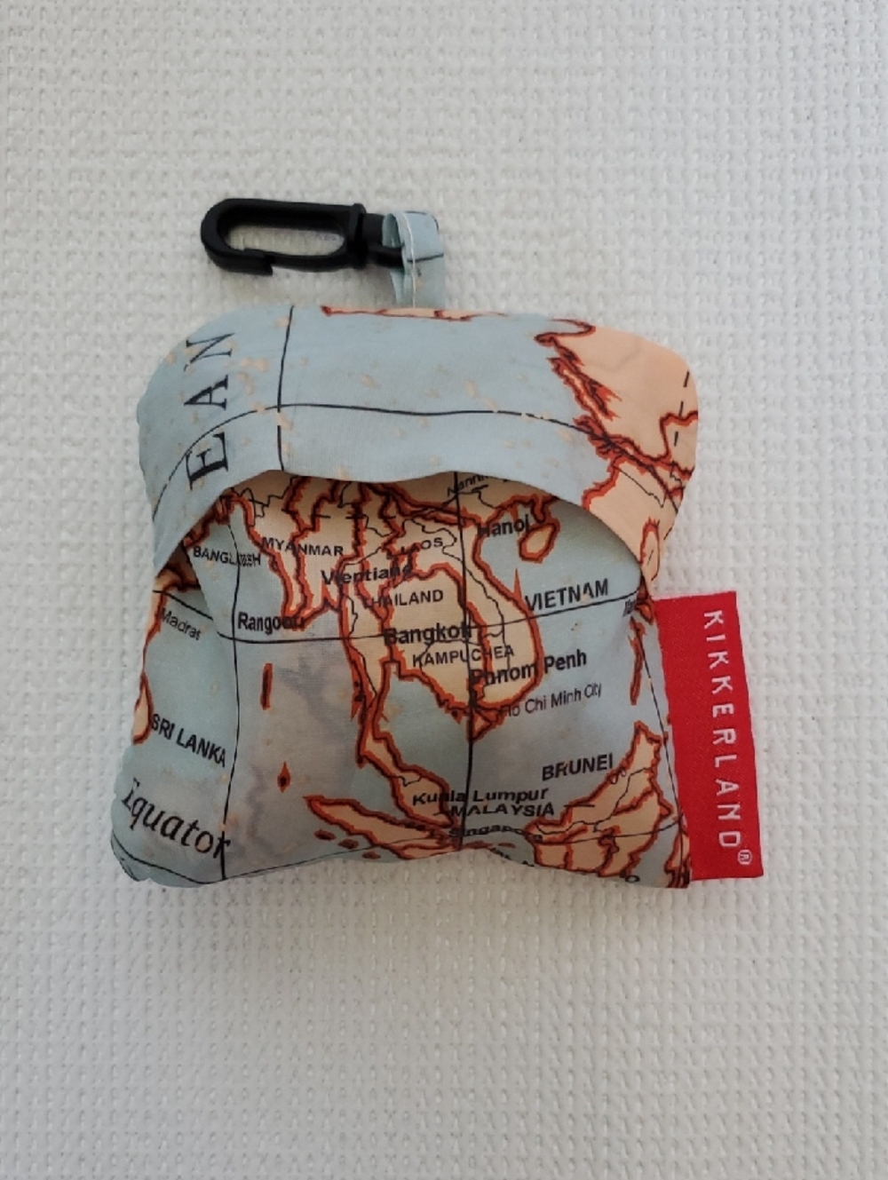 Kikkerland Light Blue & Coral Map-Print Lightweight Foldable Travel Bag Pouch